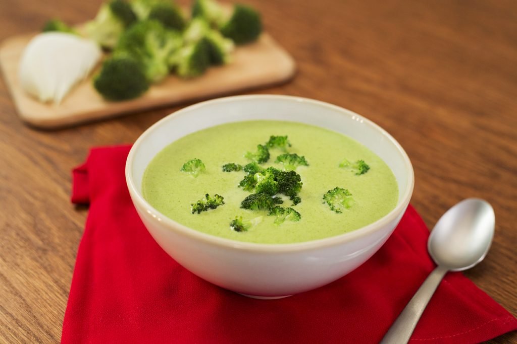 SOPA FRÍA DE BRÓCOLI