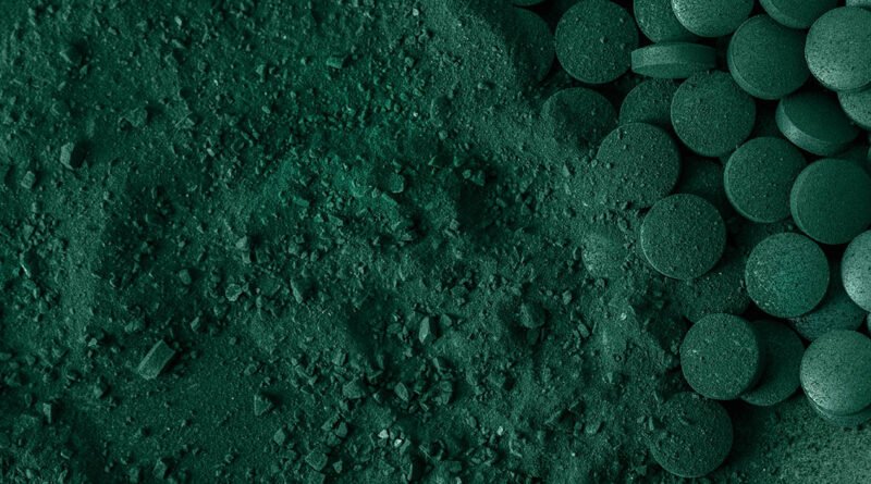 Tabletas y polvo de espirulina, suplemento nutricional de alga verde