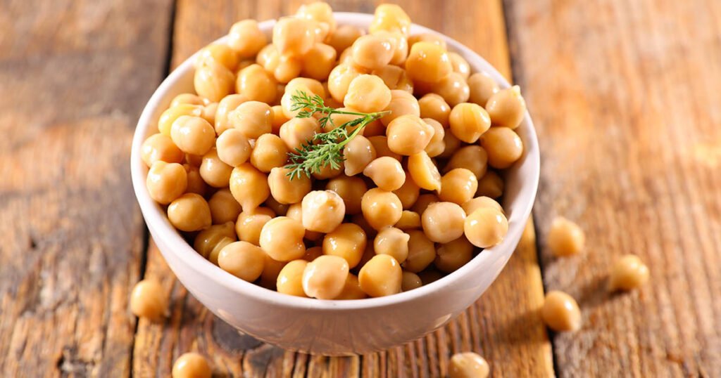Bol de garbanzos con perejil fresco