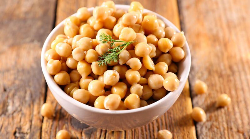 Bol de garbanzos con perejil fresco