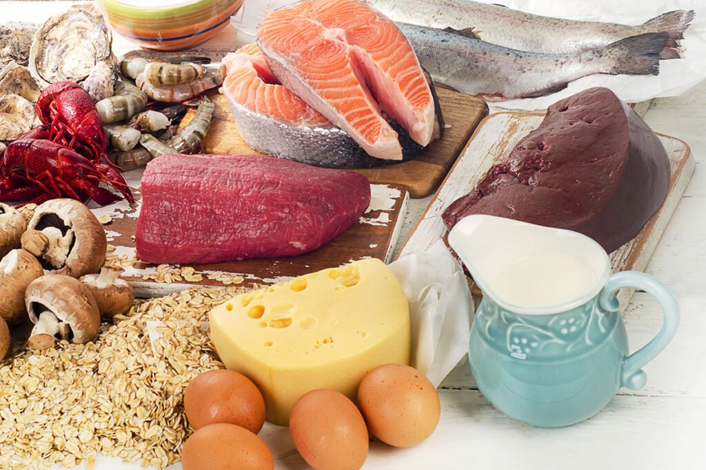 Alimentos ricos en vitamina B12: carne, pescado, huevo, lácteos y mariscos