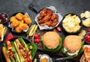 Comida basura: hamburguesas, papas fritas y frituras